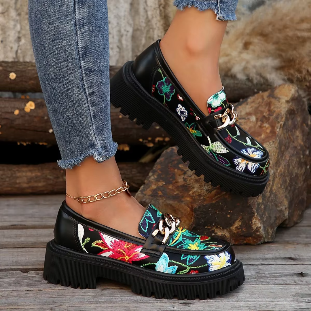 Avalance™| Menissa Retro Mocassins